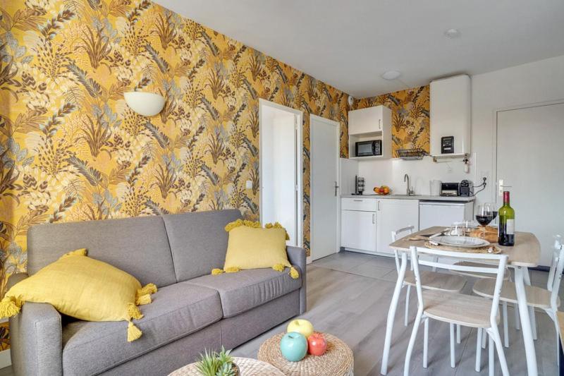 808 Chic Suite - Superb Apartment Bagnolet Bagian luar foto