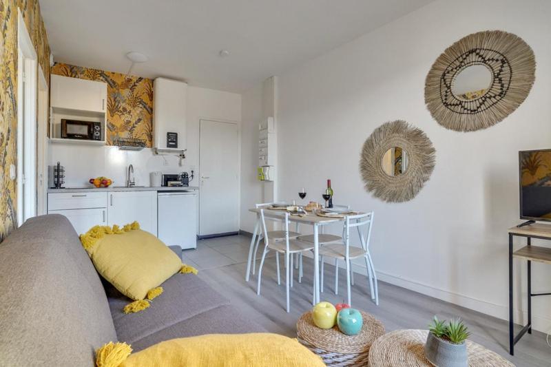 808 Chic Suite - Superb Apartment Bagnolet Bagian luar foto
