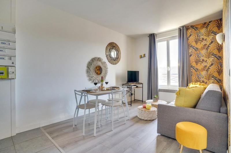 808 Chic Suite - Superb Apartment Bagnolet Bagian luar foto